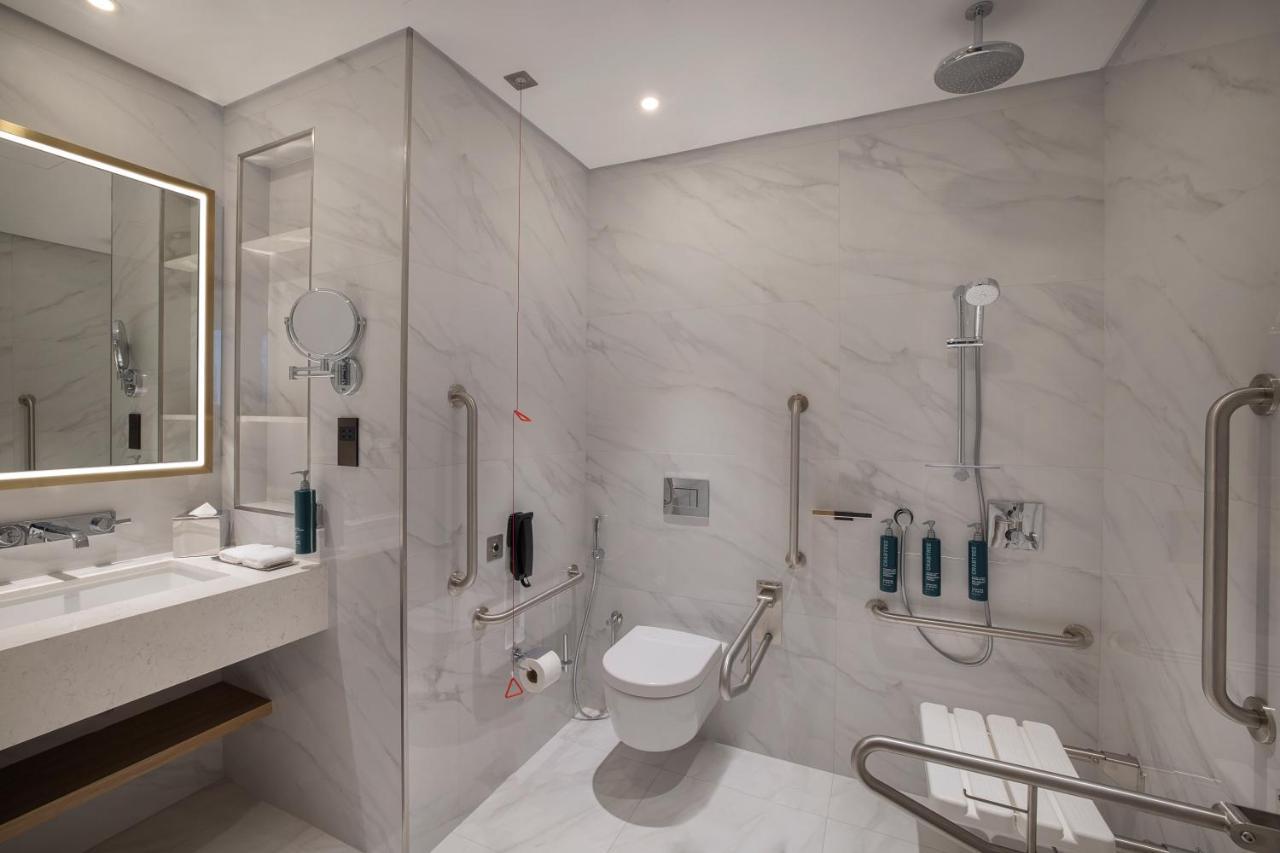 Hilton Garden Inn Dubai Business Bay Ngoại thất bức ảnh