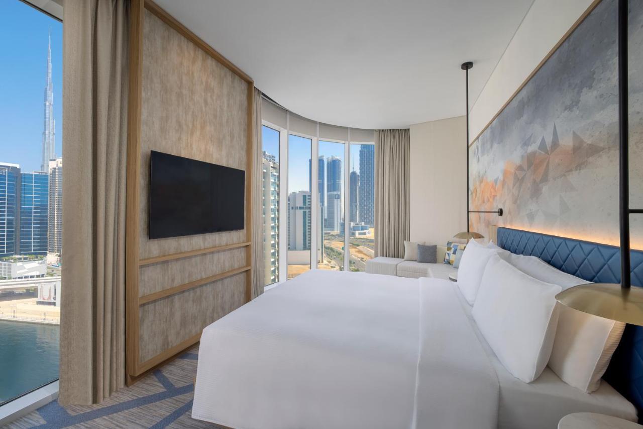 Hilton Garden Inn Dubai Business Bay Ngoại thất bức ảnh