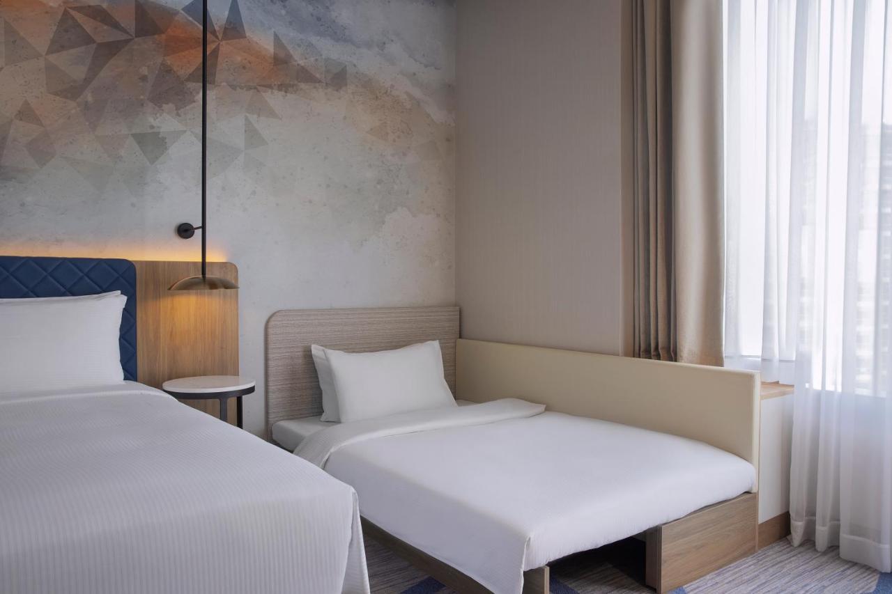Hilton Garden Inn Dubai Business Bay Ngoại thất bức ảnh