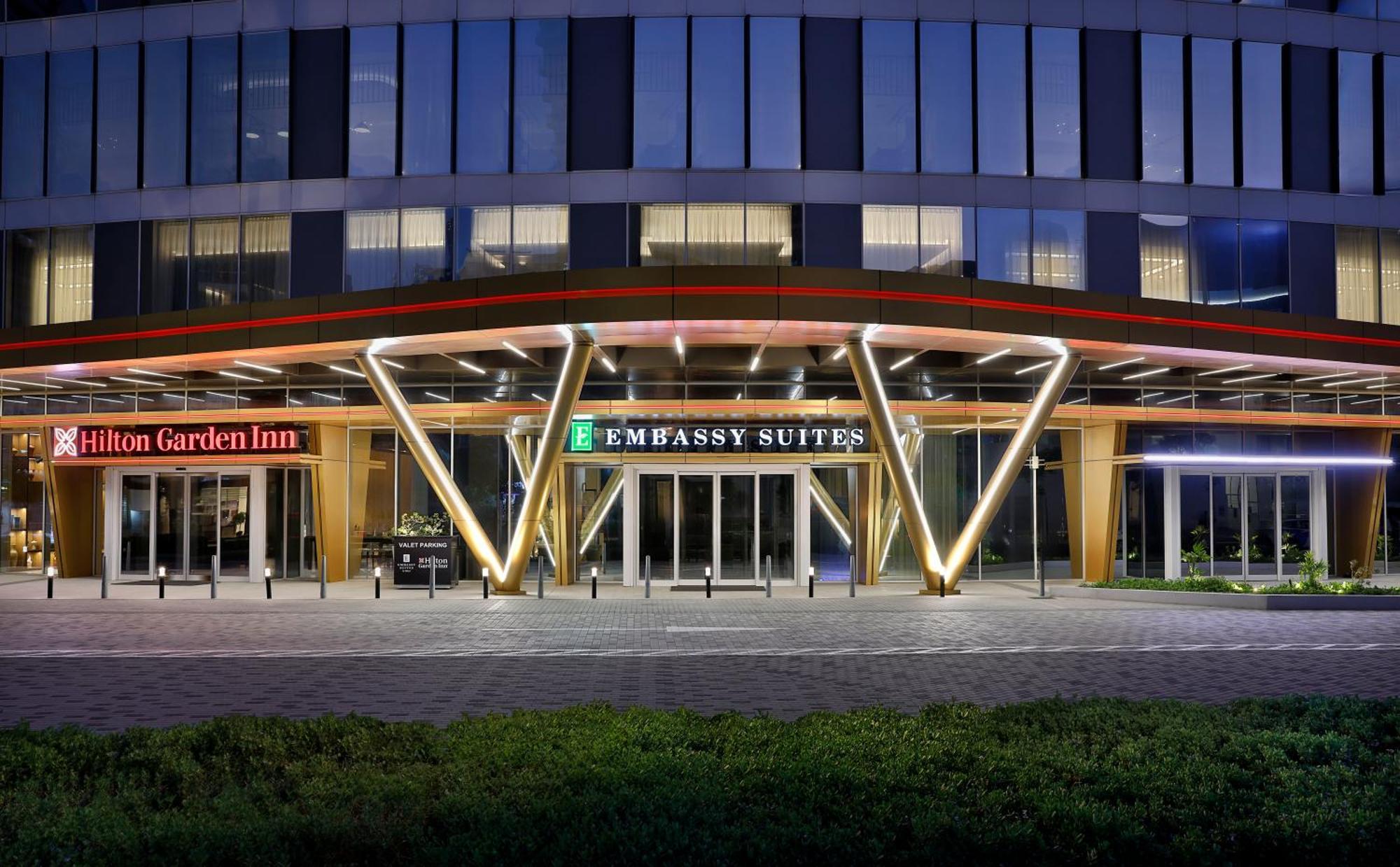 Hilton Garden Inn Dubai Business Bay Ngoại thất bức ảnh